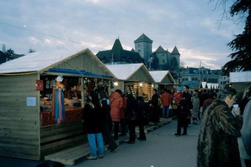 Village Club Les Balcons Du Lac D'Annecy - Neaclub Sevrier Bagian luar foto